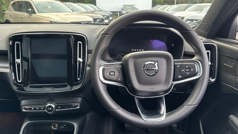 Volvo Xc40 170kW Recharge Ultimate 69kWh 5dr Auto Electric Estate